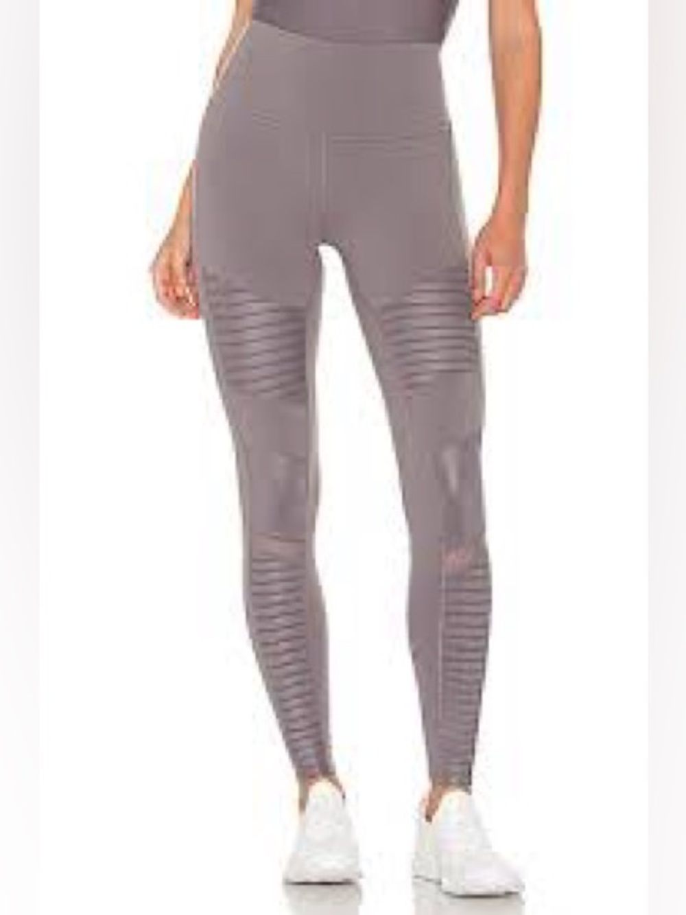 ALO workout leggings